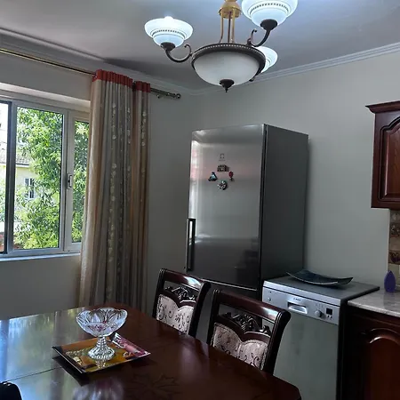 Villa Villa Tirana *